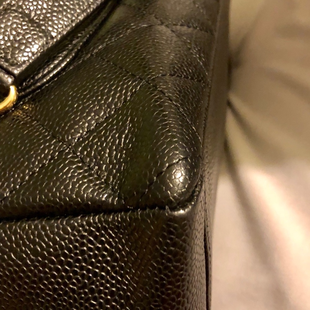 ❌SOLD❌ Authentic CHANEL PST Caviar Tote - Picture 6 of 8